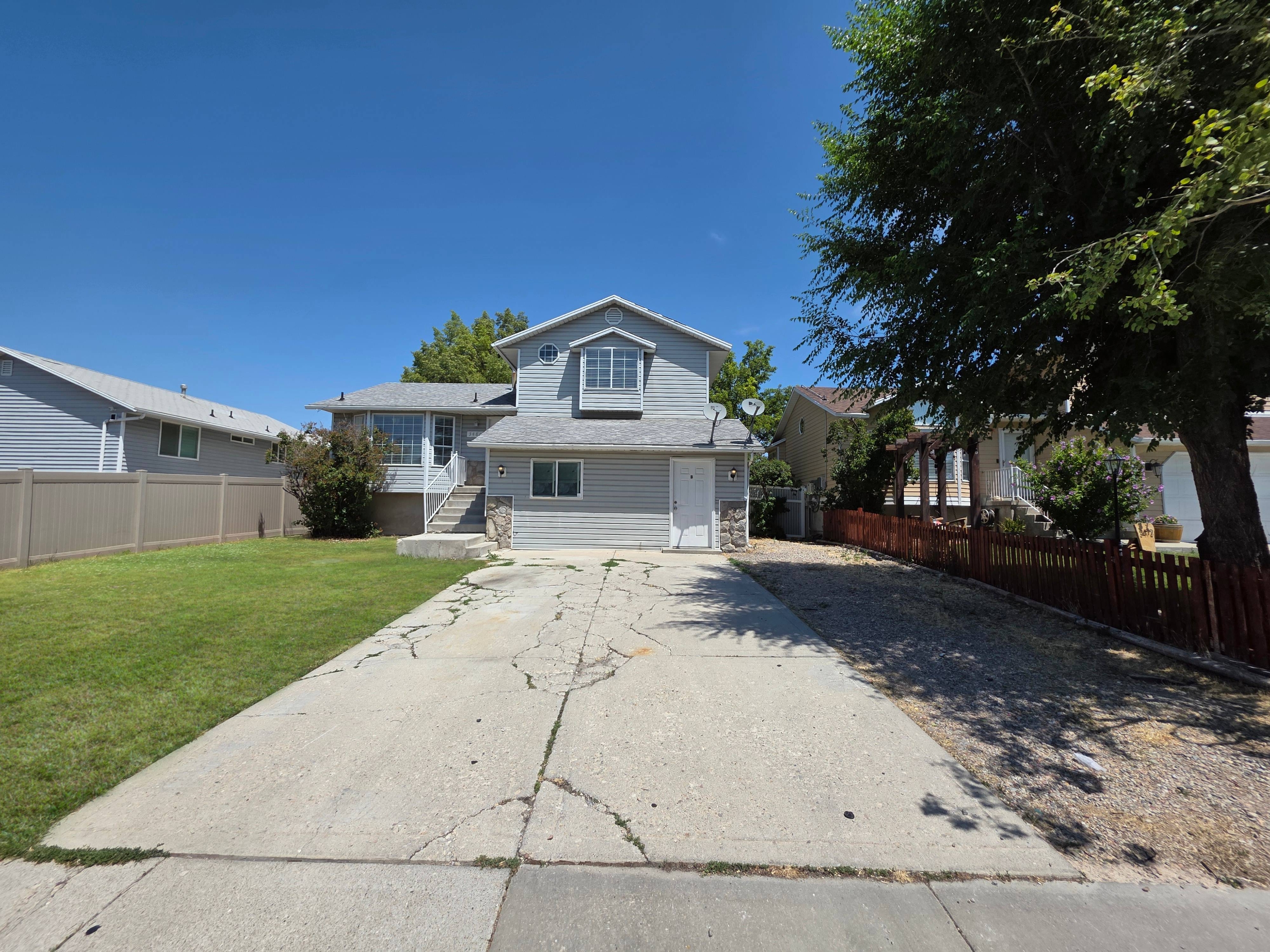 3480 W El Cabrio Dr; Unit A